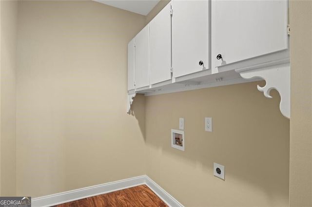 1040 Little River Way, Alpharetta, GA 30004