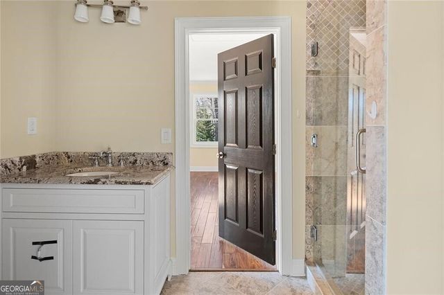 1040 Little River Way, Alpharetta, GA 30004