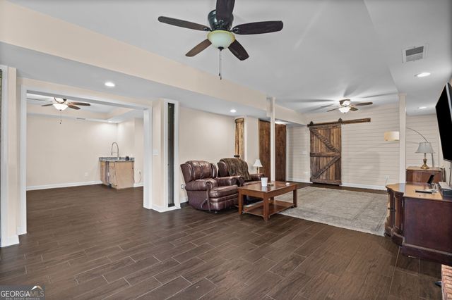 1040 Little River Way, Alpharetta, GA 30004