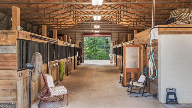 1040 Little River Way, Alpharetta, GA 30004