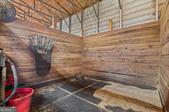 1040 Little River Way, Alpharetta, GA 30004