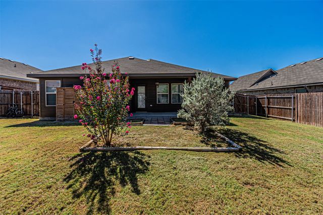 1032 Deer Valley Drive, Weatherford, TX 76087