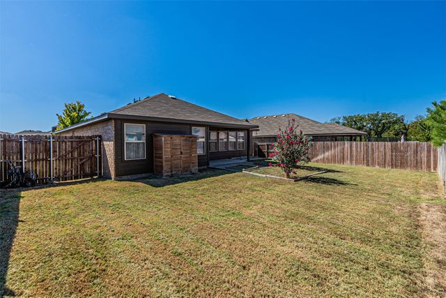 1032 Deer Valley Drive, Weatherford, TX 76087