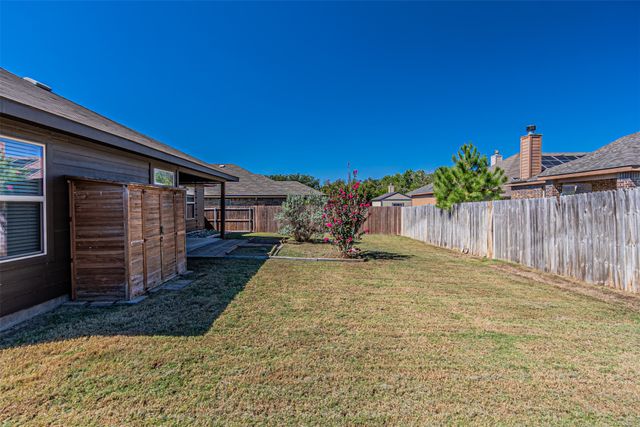 1032 Deer Valley Drive, Weatherford, TX 76087