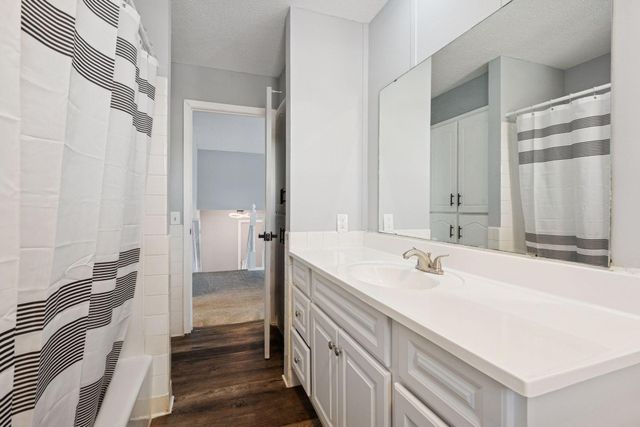 7733 Hampshire Avenue N, Brooklyn Park, MN 55445