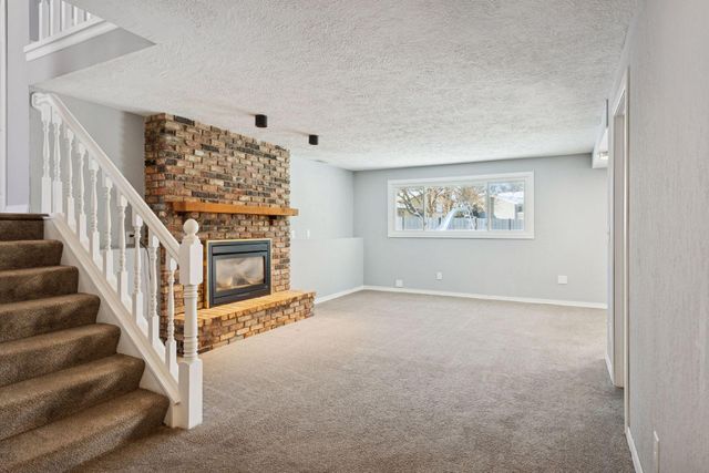 7733 Hampshire Avenue N, Brooklyn Park, MN 55445