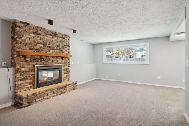 7733 Hampshire Avenue N, Brooklyn Park, MN 55445