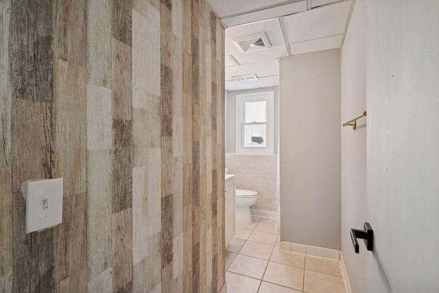 7733 Hampshire Avenue N, Brooklyn Park, MN 55445