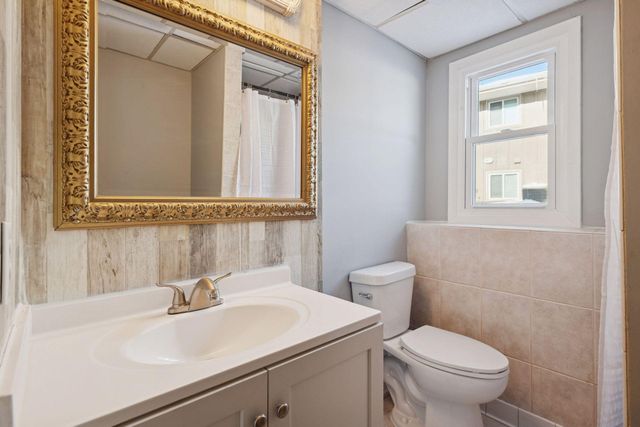 7733 Hampshire Avenue N, Brooklyn Park, MN 55445