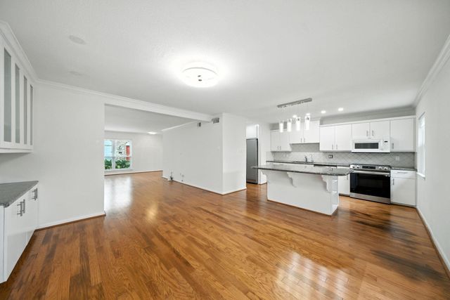6468 Burgoyne Road 51, Houston, TX 77057