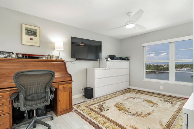 400 Seasage Drive 805, Delray Beach, FL 33483