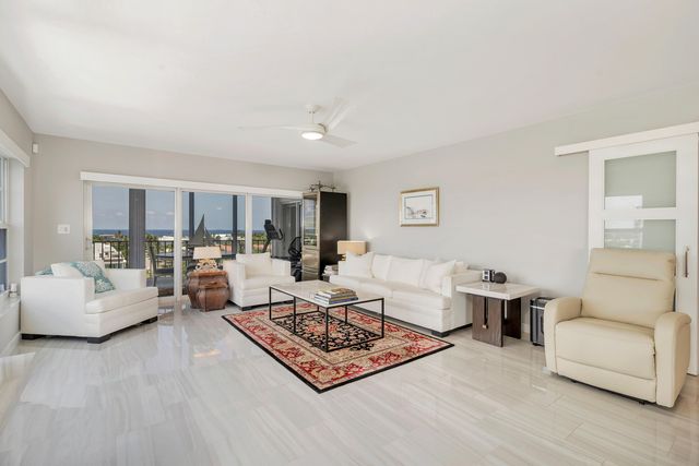 400 Seasage Drive 805, Delray Beach, FL 33483