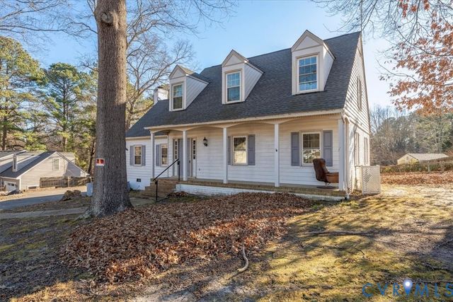 9274 Mars Dr, Hanover, VA 23116