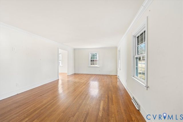 9274 Mars Dr, Hanover, VA 23116