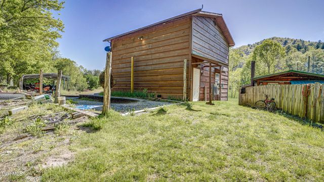 513 Tinker Cemetery Road, Erwin, TN 37650