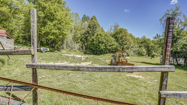 513 Tinker Cemetery Road, Erwin, TN 37650