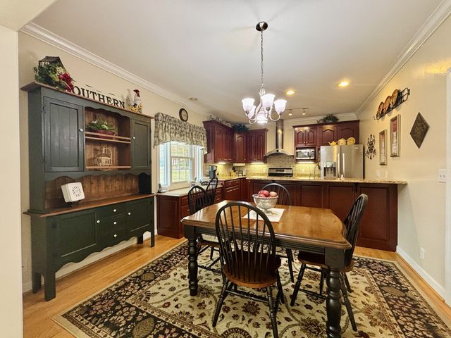 498 Dearman St, Smithville, TN 37166