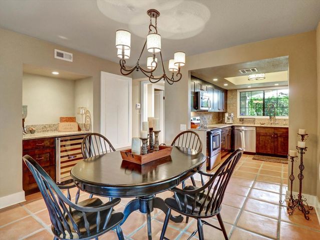 2001 E Camino Parocela G45, Palm Springs, CA 92264