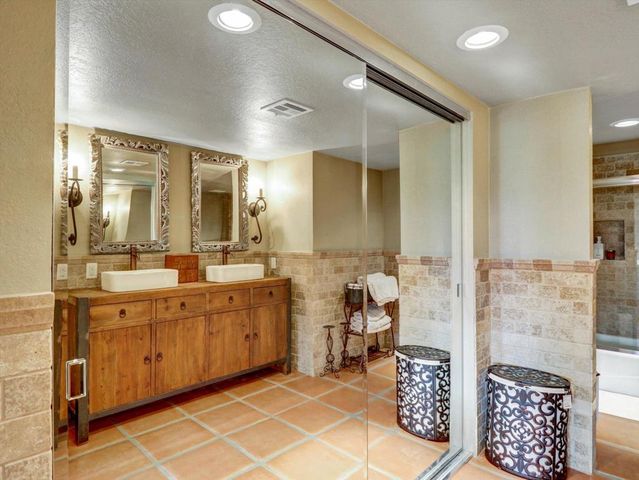 2001 E Camino Parocela G45, Palm Springs, CA 92264