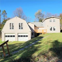 10886 Cox Road, Hornby, NY 14812