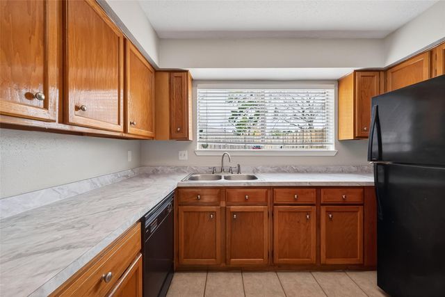 10506 Ivy Oaks Lane, Houston, TX 77041