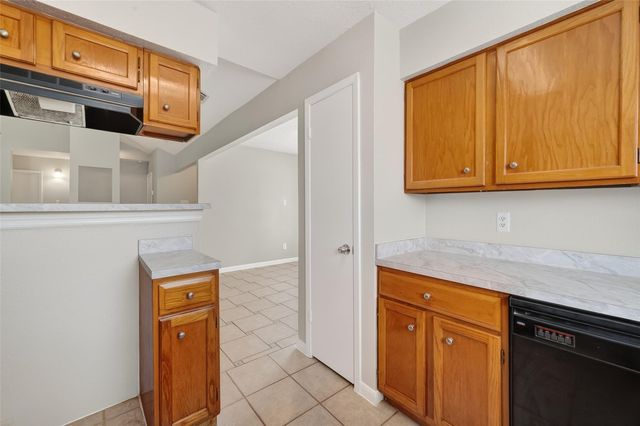 10506 Ivy Oaks Lane, Houston, TX 77041