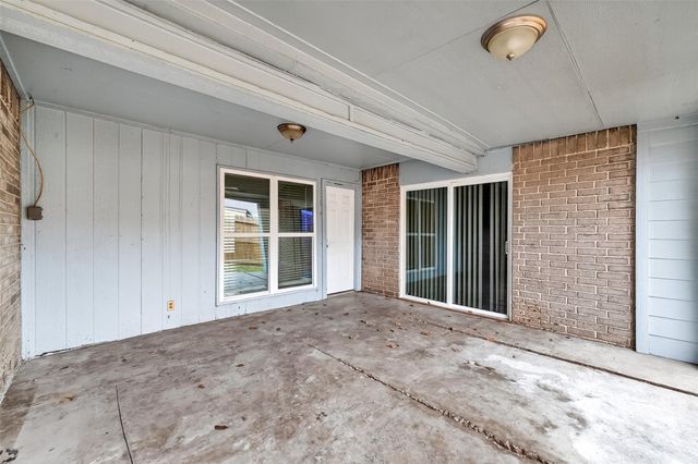 10506 Ivy Oaks Lane, Houston, TX 77041