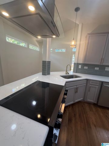 100 SUMMER BROOK LANE, Alabaster, AL 35007