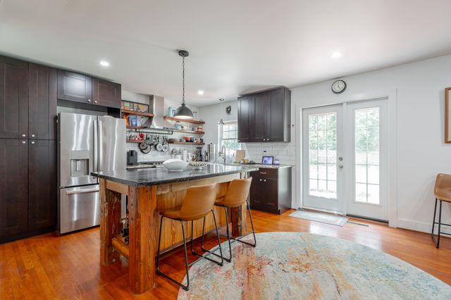 2306 E 4th Street, Chattanooga, TN 37404
