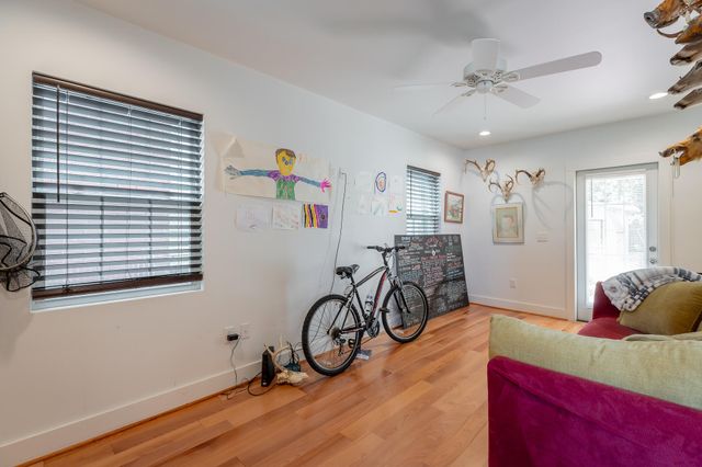 2306 E 4th Street, Chattanooga, TN 37404