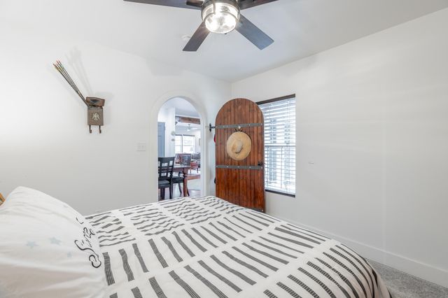 2306 E 4th Street, Chattanooga, TN 37404
