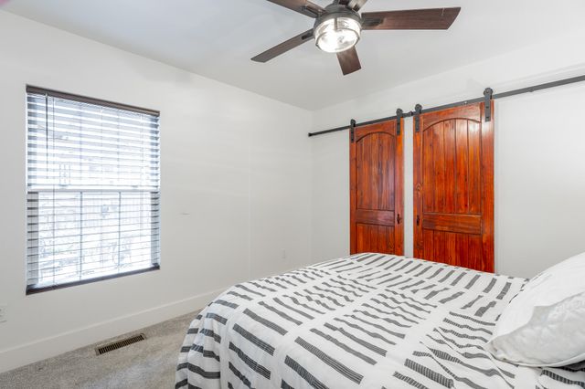 2306 E 4th Street, Chattanooga, TN 37404