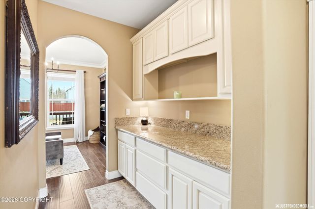 4864 E Trot Drive, Wasilla, AK 99654