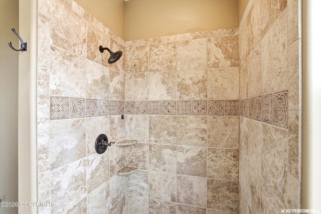 4864 E Trot Drive, Wasilla, AK 99654