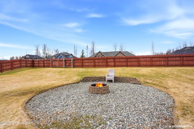 4864 E Trot Drive, Wasilla, AK 99654