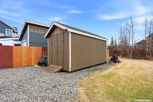4864 E Trot Drive, Wasilla, AK 99654