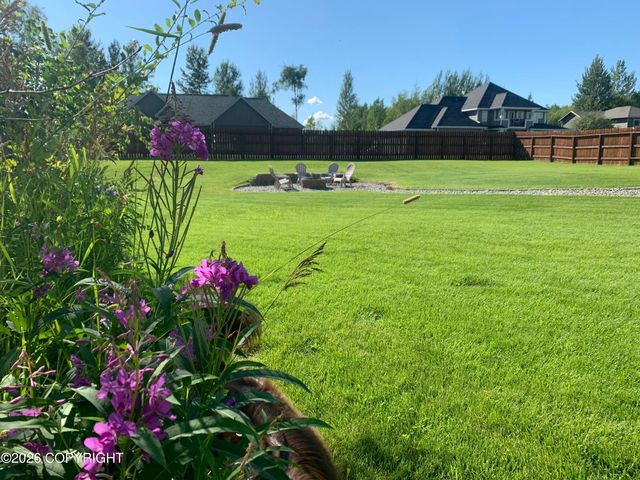 4864 E Trot Drive, Wasilla, AK 99654