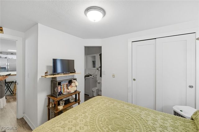 136 Lexington AVE, Fort Myers, FL 33908