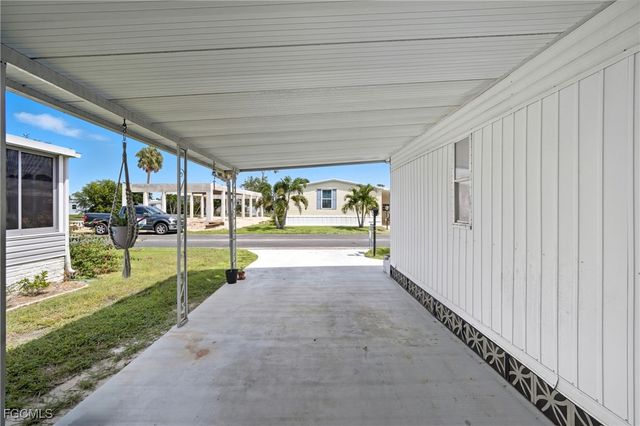 136 Lexington AVE, Fort Myers, FL 33908