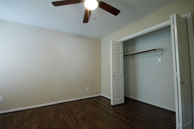 11615 Glenwolde Drive, Houston, TX 77099