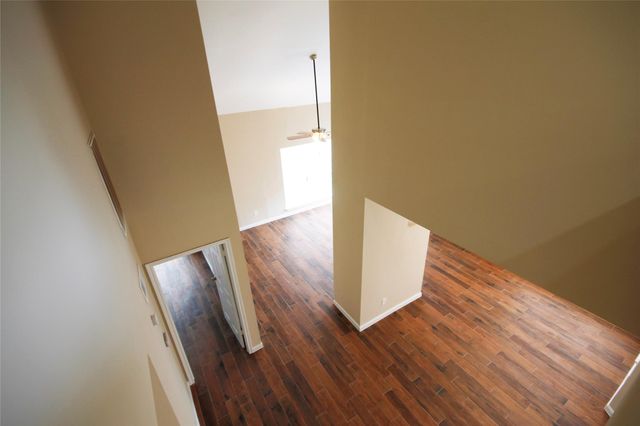 11615 Glenwolde Drive, Houston, TX 77099