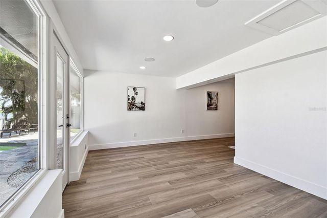 320 PALM ISLAND NE, Clearwater Beach, FL 33767