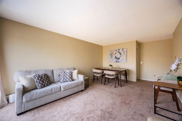 183 Little Canada Road E 310, Little Canada, MN 55117