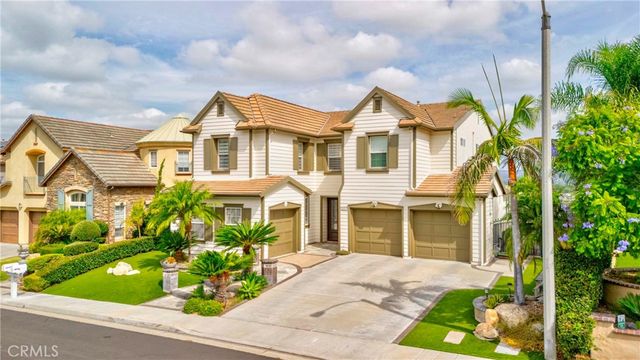 2011 W Snead Street, La Habra, CA 90631