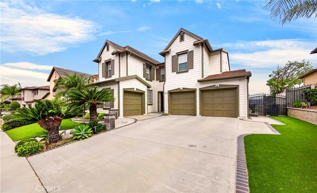 2011 W Snead Street, La Habra, CA 90631