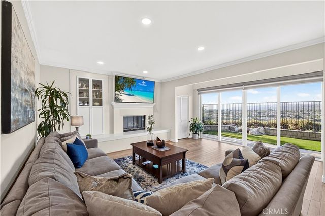 2011 W Snead Street, La Habra, CA 90631