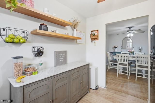 76 Farm Rd A, Hillsborough Twp., NJ 08844