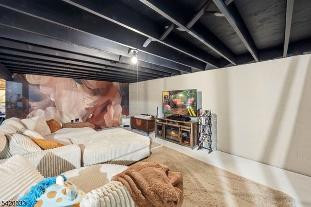 76 Farm Rd A, Hillsborough Twp., NJ 08844