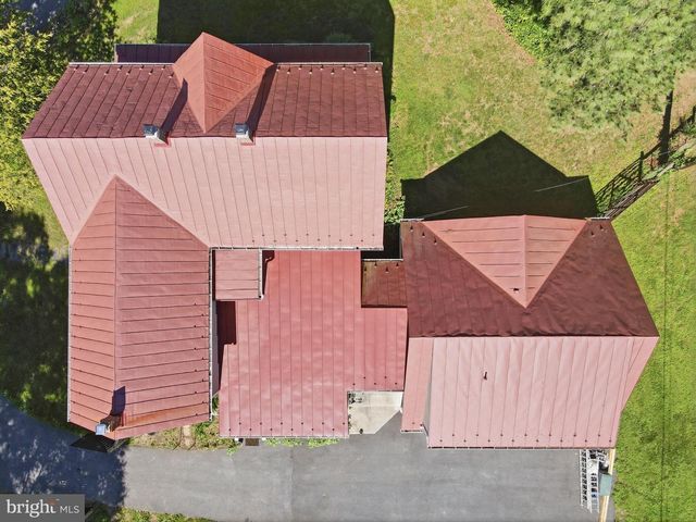 15715 AVERY RD, Rockville, MD 20855