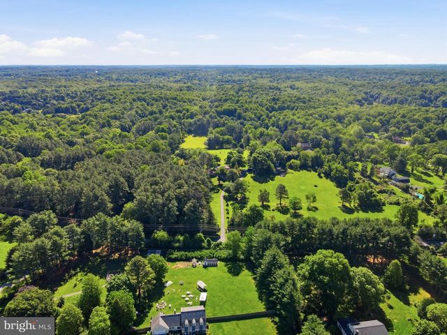 15715 AVERY RD, Rockville, MD 20855
